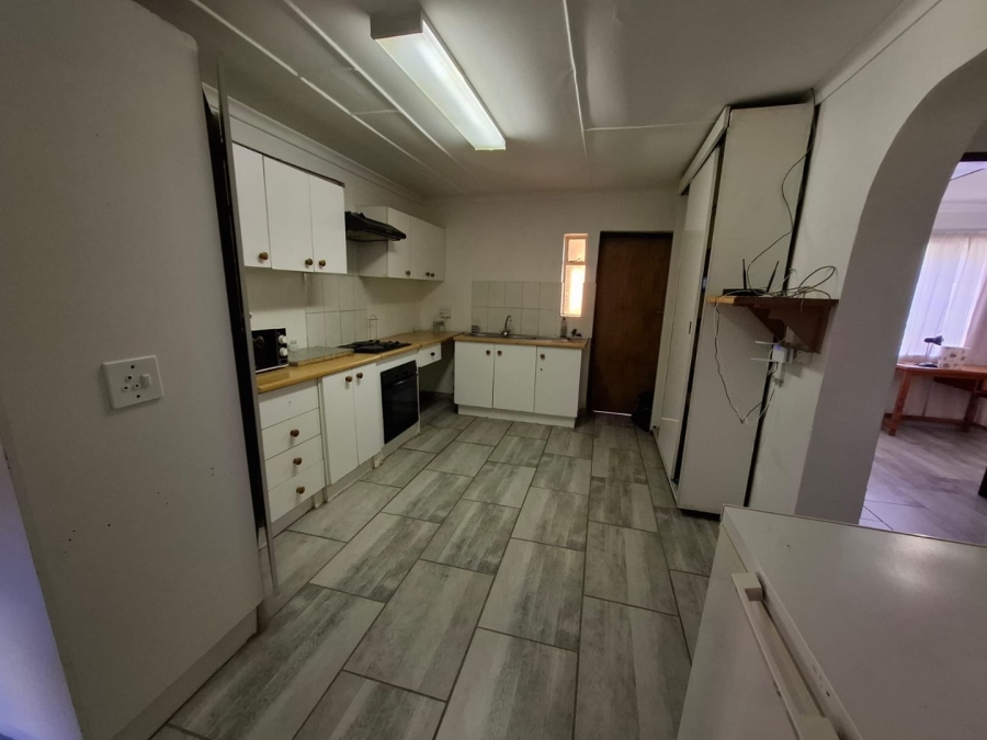 11 Bedroom Property for Sale in Brandwag Free State
